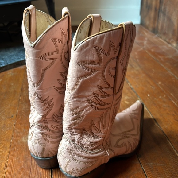 Vintage Guess Cowboy Boots - Picture 5 of 6